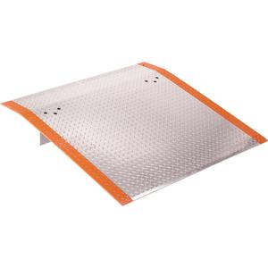 Aluminum Dockplates - 3500 lbs., 9", 42", 42", 48", 7", Heavy Duty - 1/2" ga.