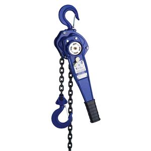 Lever Hoist - 1500 lbs. (0.75 tons), 5', Grade 80 load chain, 12-19/32" L x 6-11/16" W x 6-11/16" H