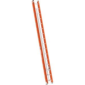 BuildMan® Extension Ladder - 32', Fibreglass, 300 lbs., D, 1A, 1A, 31' 8" (9.7 m), 29' 4" (8.9 m), 24' 11" (7.6 m)