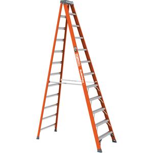 Step Ladder - 12', Fibreglass, 300 lbs., 33.5", 6.5"/74.25", 1A, 33.5" W x 74.25" D x 139" H (85.1 x 188.6 x 353.1 cm), 33.5" W x 6.5" D x 145.5" H (85.1 x 16.5 x 369.6 cm), 16' 3" (4.9 m)